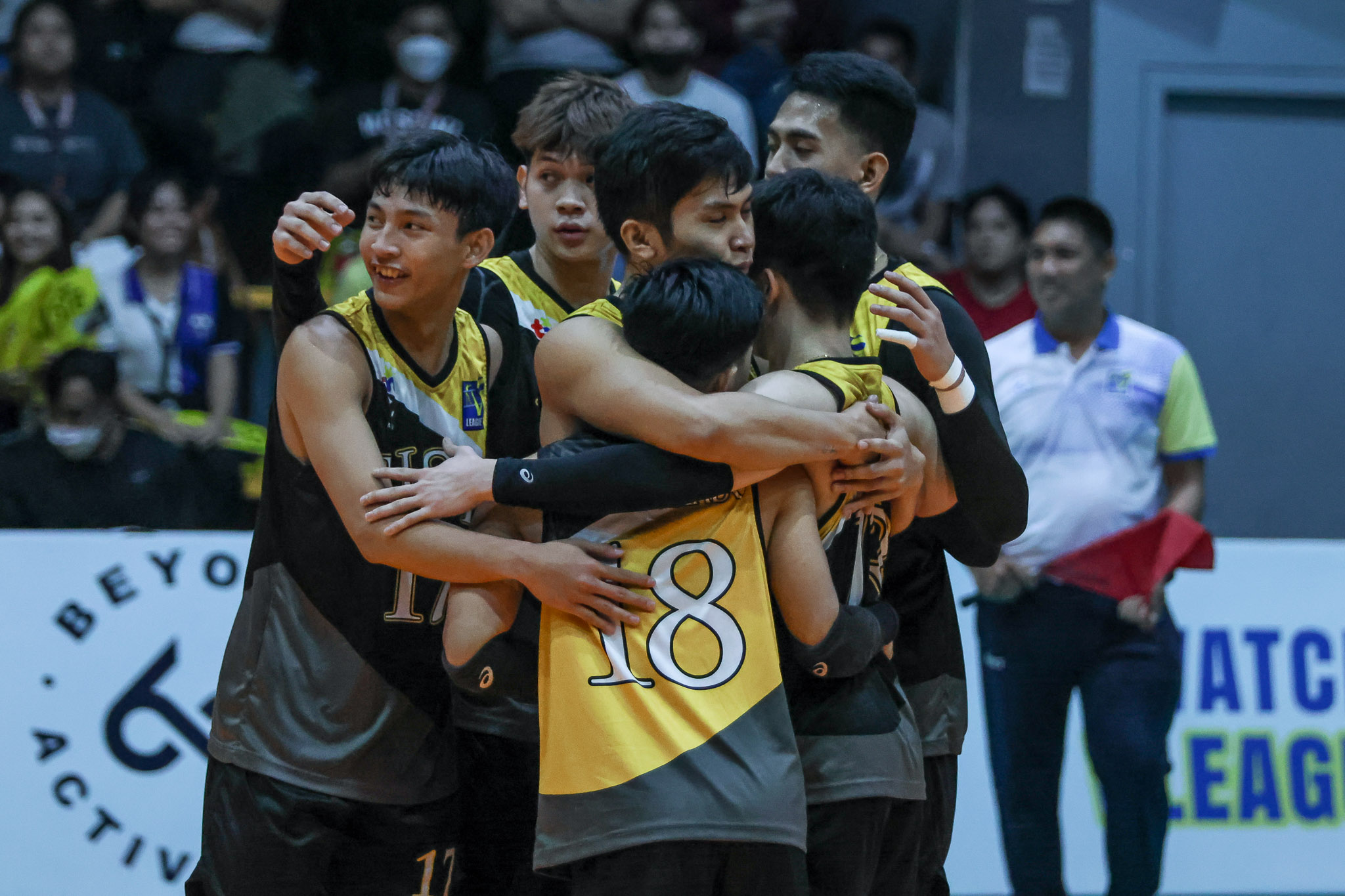 UST punches return trip to men's finals