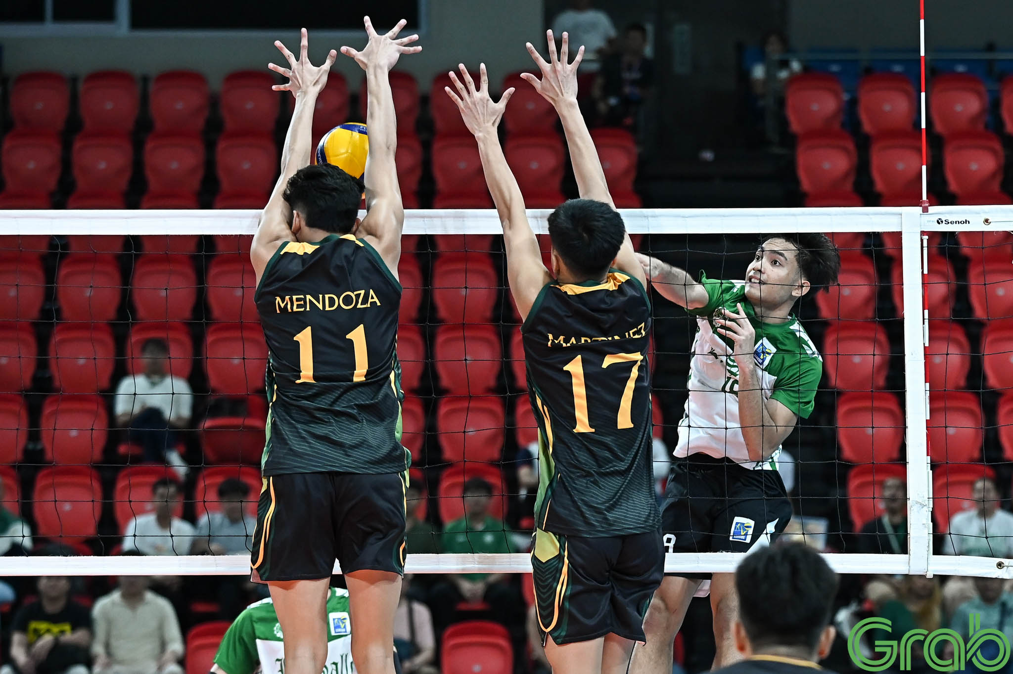 La Salle stays alive, downs FEU to set up winner-take-all