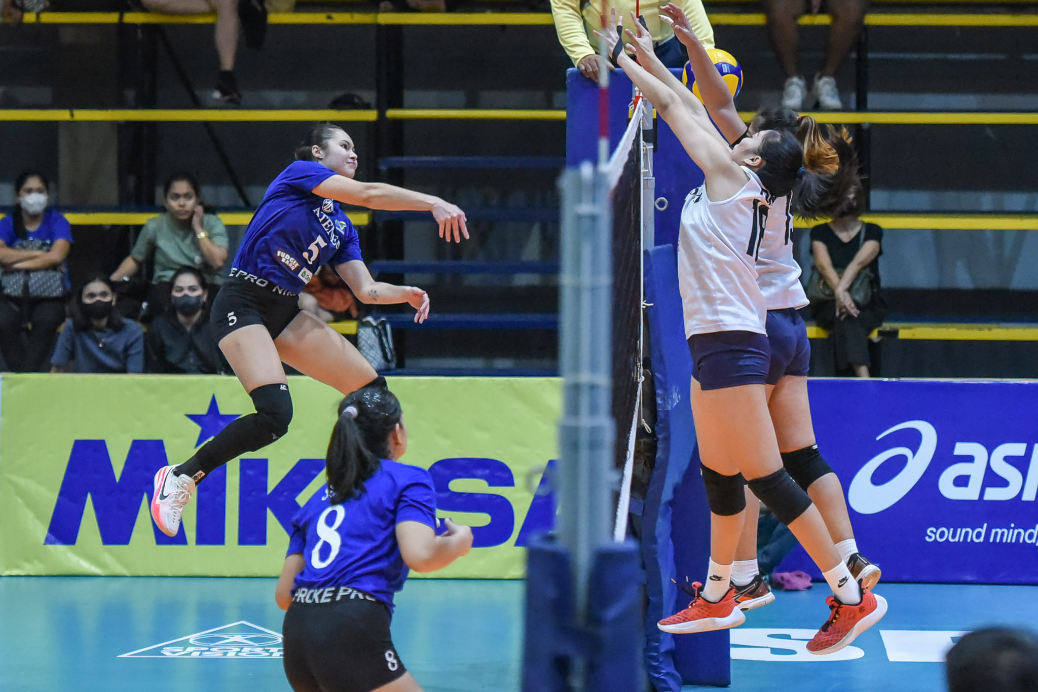 Ateneo outlasts Adamson, completes Pool A sweep
