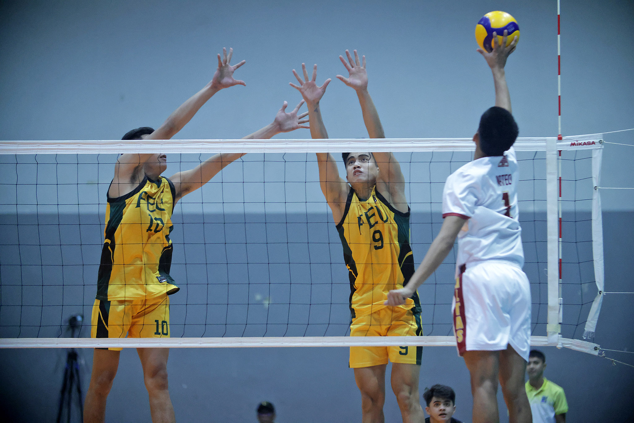 FEU towers over Perpetual, rises to share of 4th