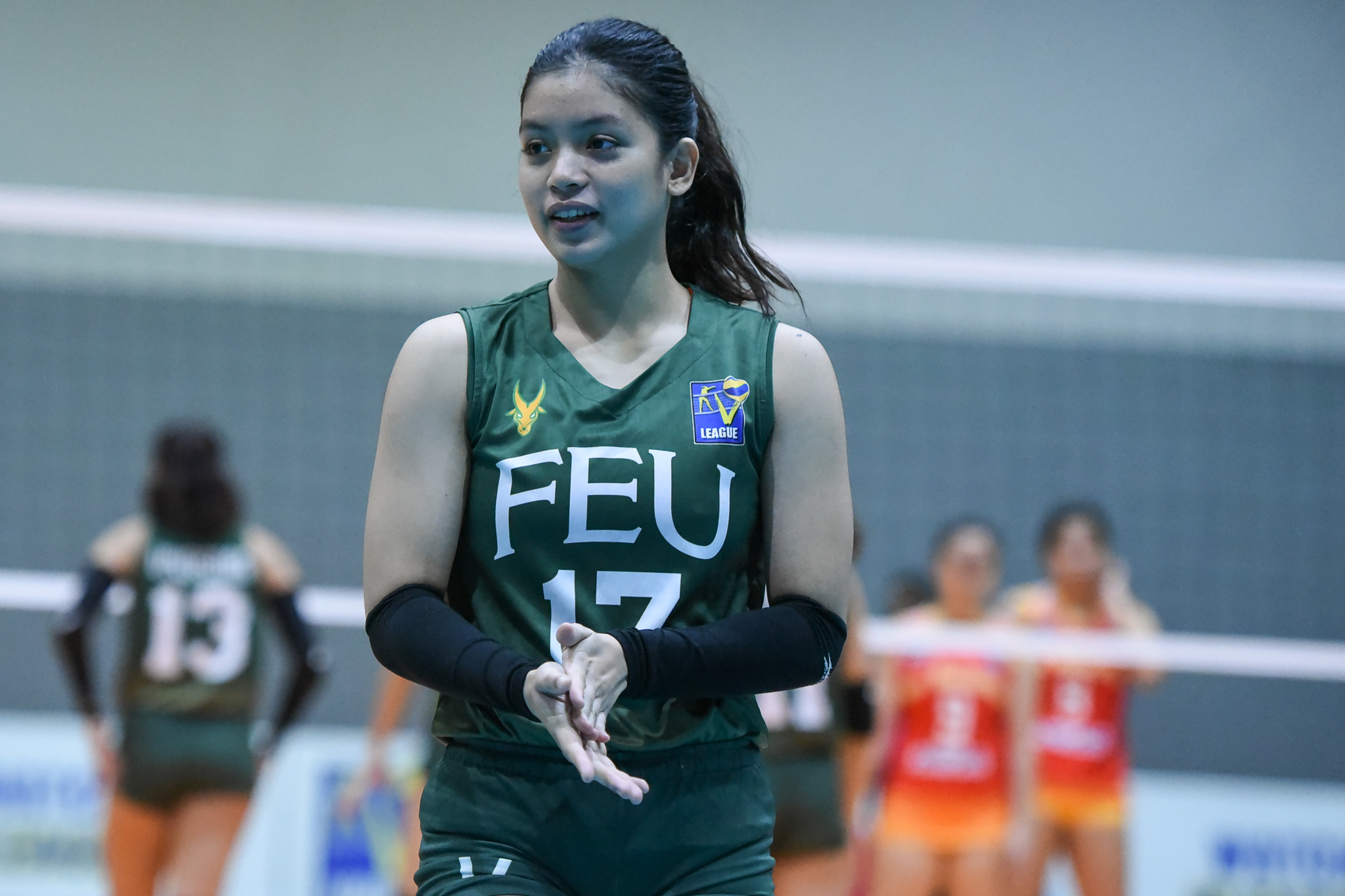 FEU rebounds to smother San Sebastian