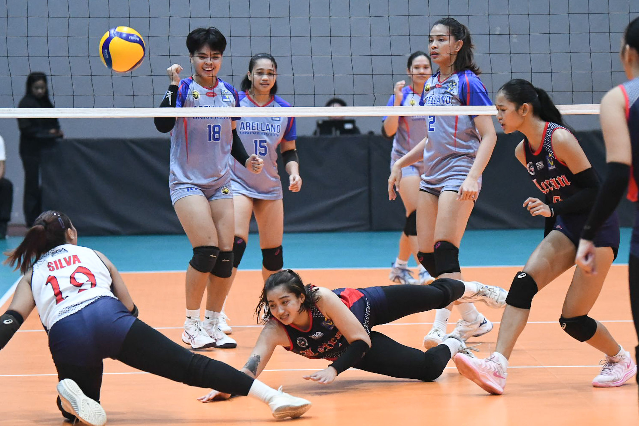 Arellano fends off Letran in 4 to seize solo 4th