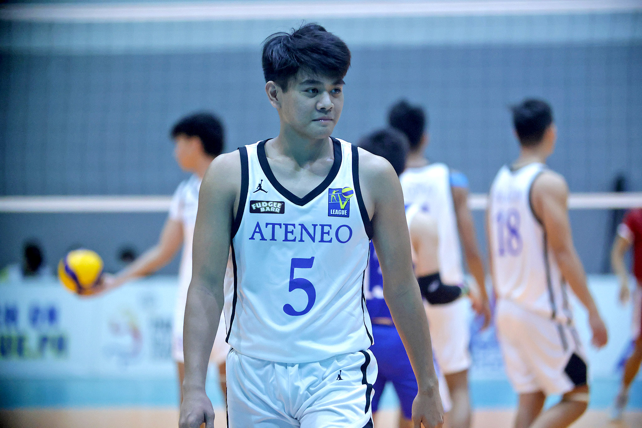 Batas shows way as Ateneo upends Perps in 4 for solo lead