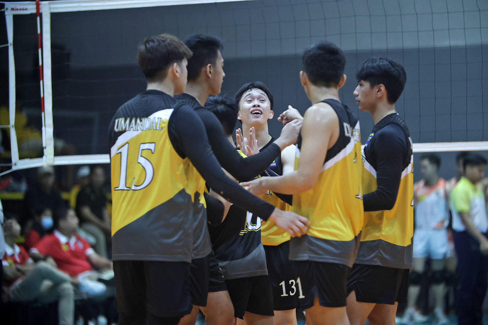 UST wallops EAC for solo second