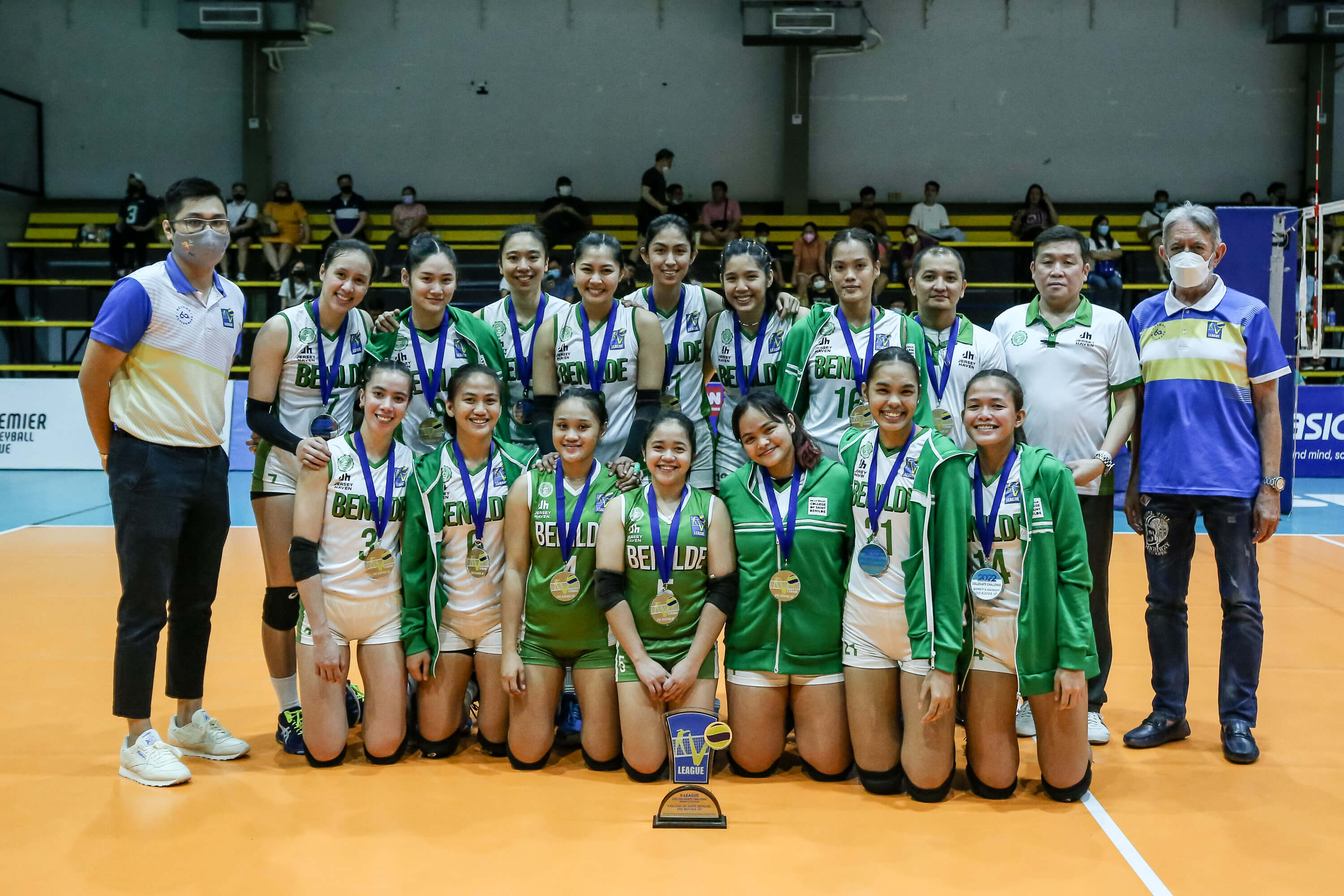 St. Benilde takes women's bronze