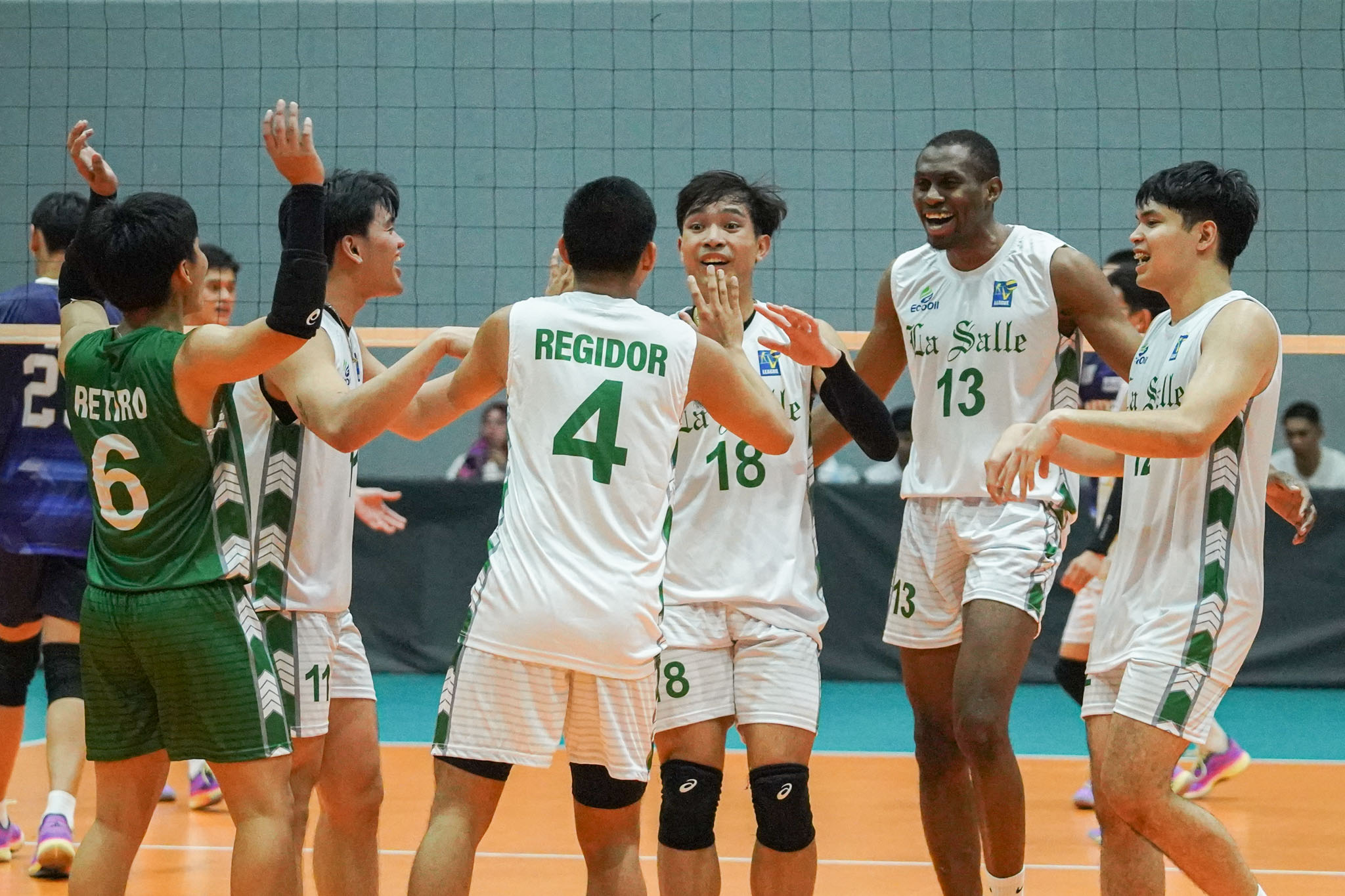 La Salle edges NU in third set to complete stunner