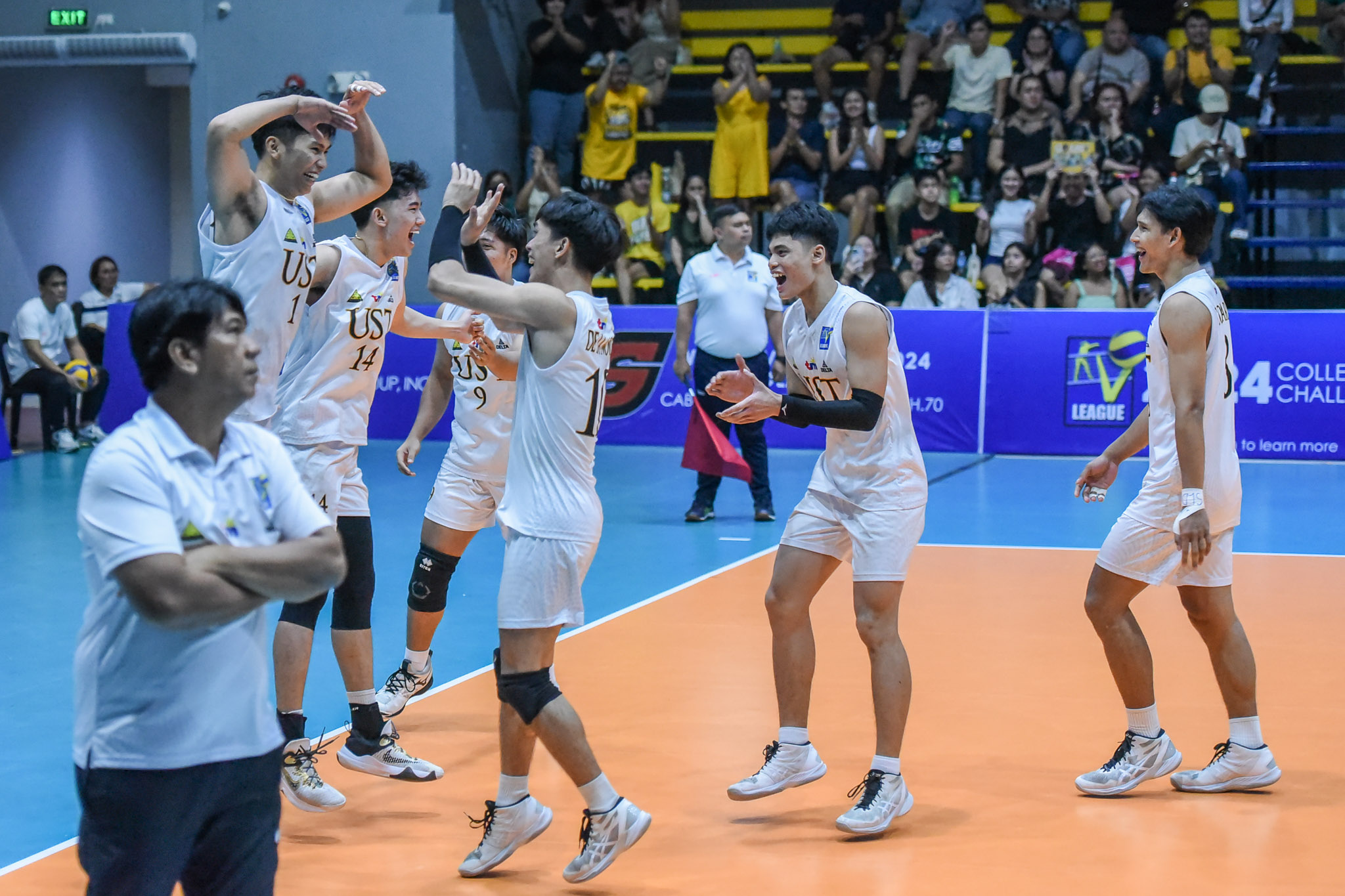 UST holds off Perpetual comeback bid in 5-set battle