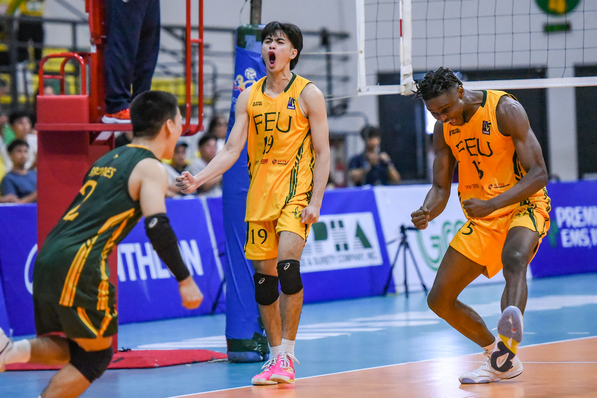 FEU sweeps La Salle to force winner-take-all
