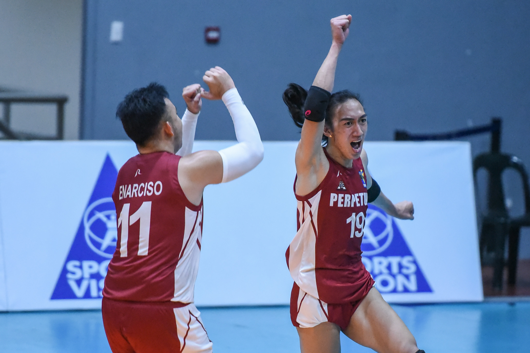 Austria takes charge as Perps turns back FEU in 5