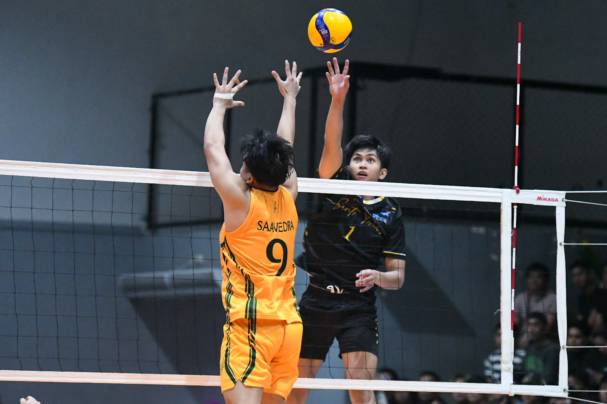 UST secures semis spot with comeback win over FEU