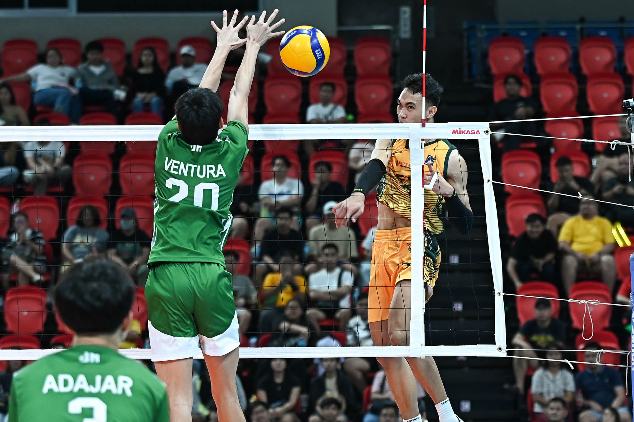 Mikko Espartero emerges for FEU