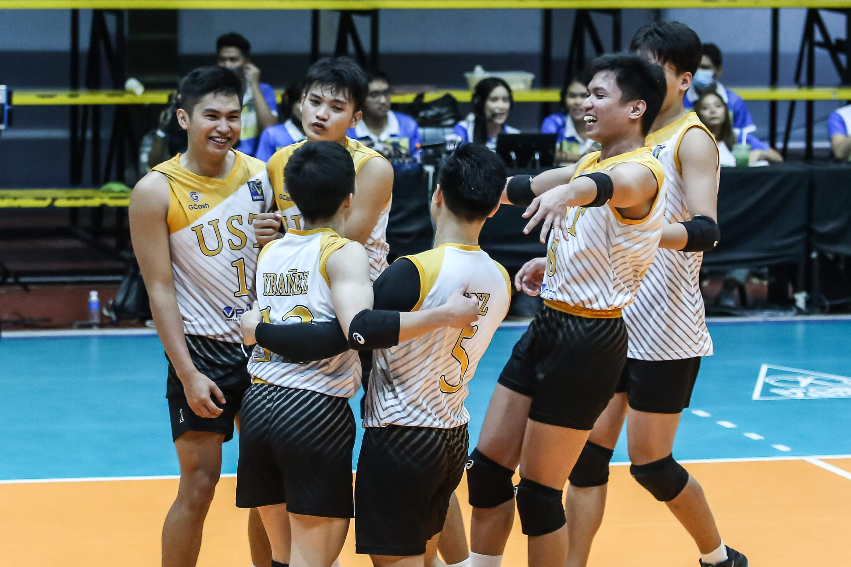 UST advances to quarters