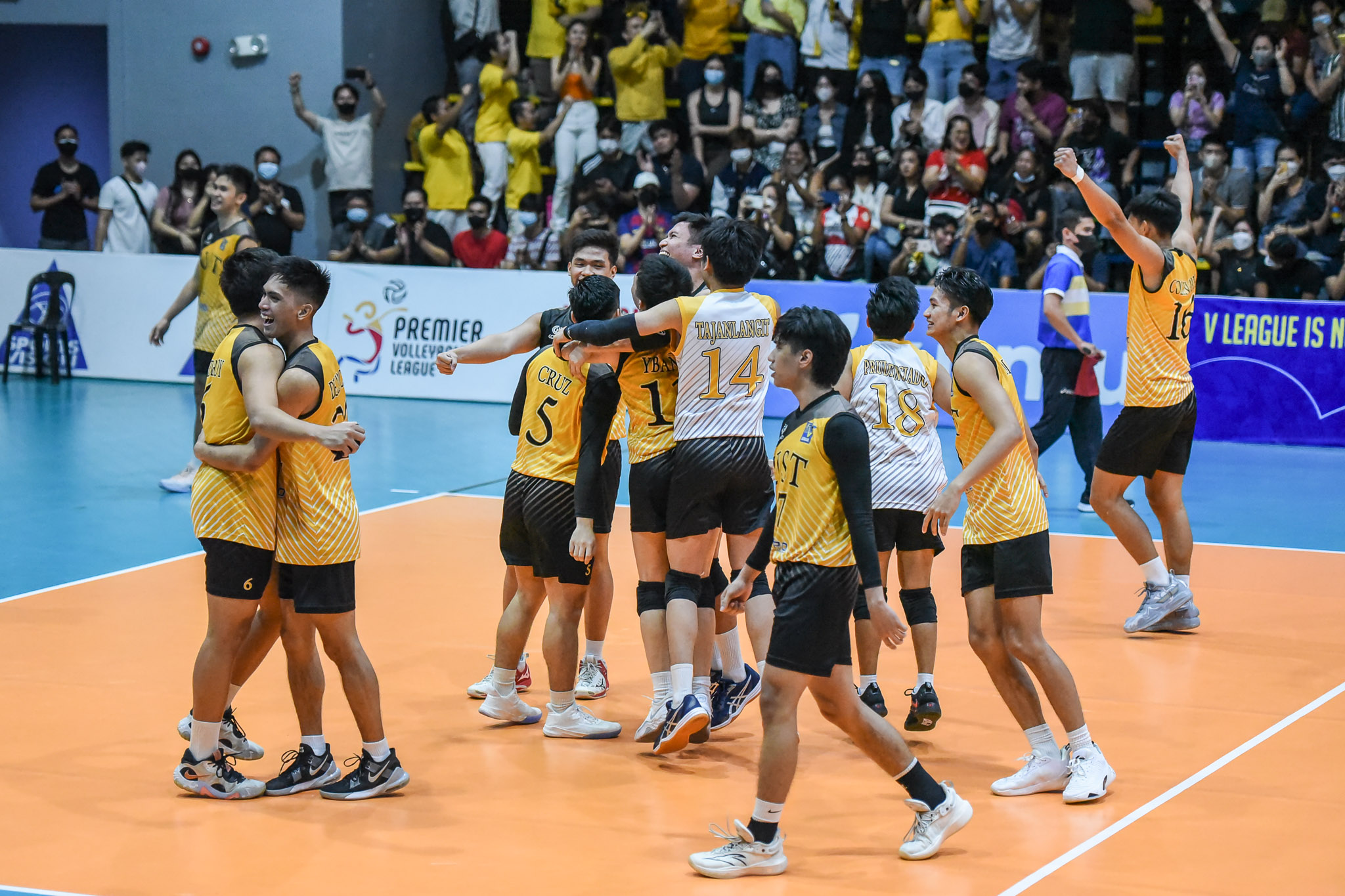 UST stays alive, forces decider vs NU