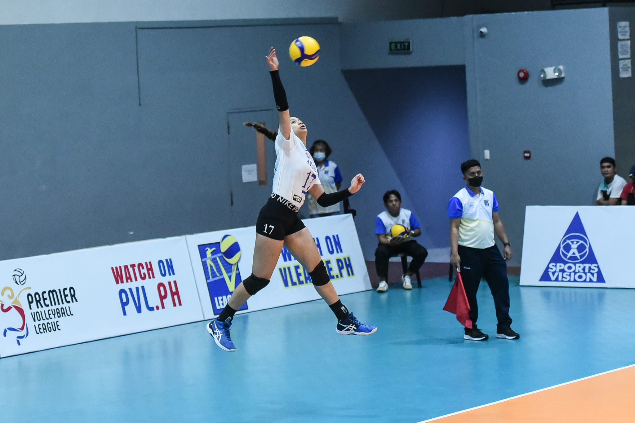 Nisperos shines as Ateneo trounces San Sebastian